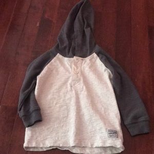 Light/dark gray hoodie